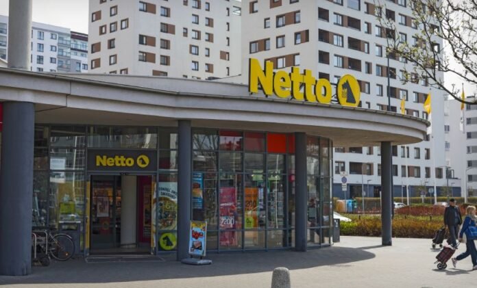 Hackers Disrupt French Supermarkets, Leading to Food Loss